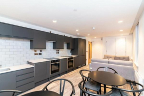 Beautiful 2 bed apartment on the outskirts of Nottingham